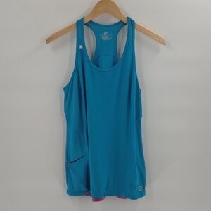 Roadrunner turquoise athletic racerback tank size large pink undertone